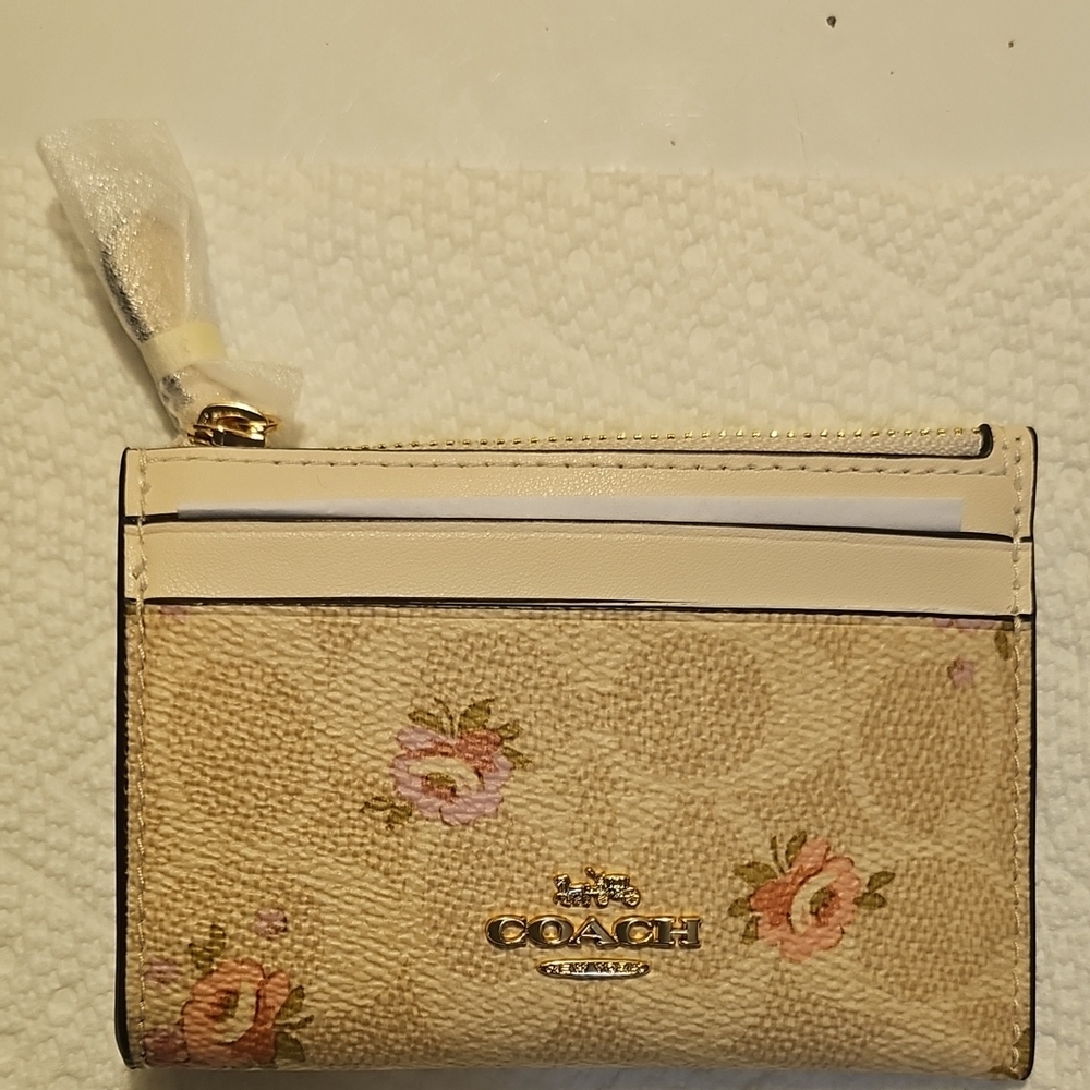 Coach Floral Beige Card Holder